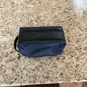 NEW Dior men’s toiletry bag
